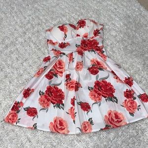 SAY WHAT? Sexy rose dress🌹